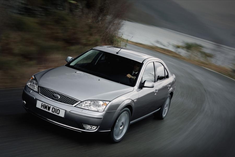  Ford Mondeo 2003 года  (фото 40 из 52)